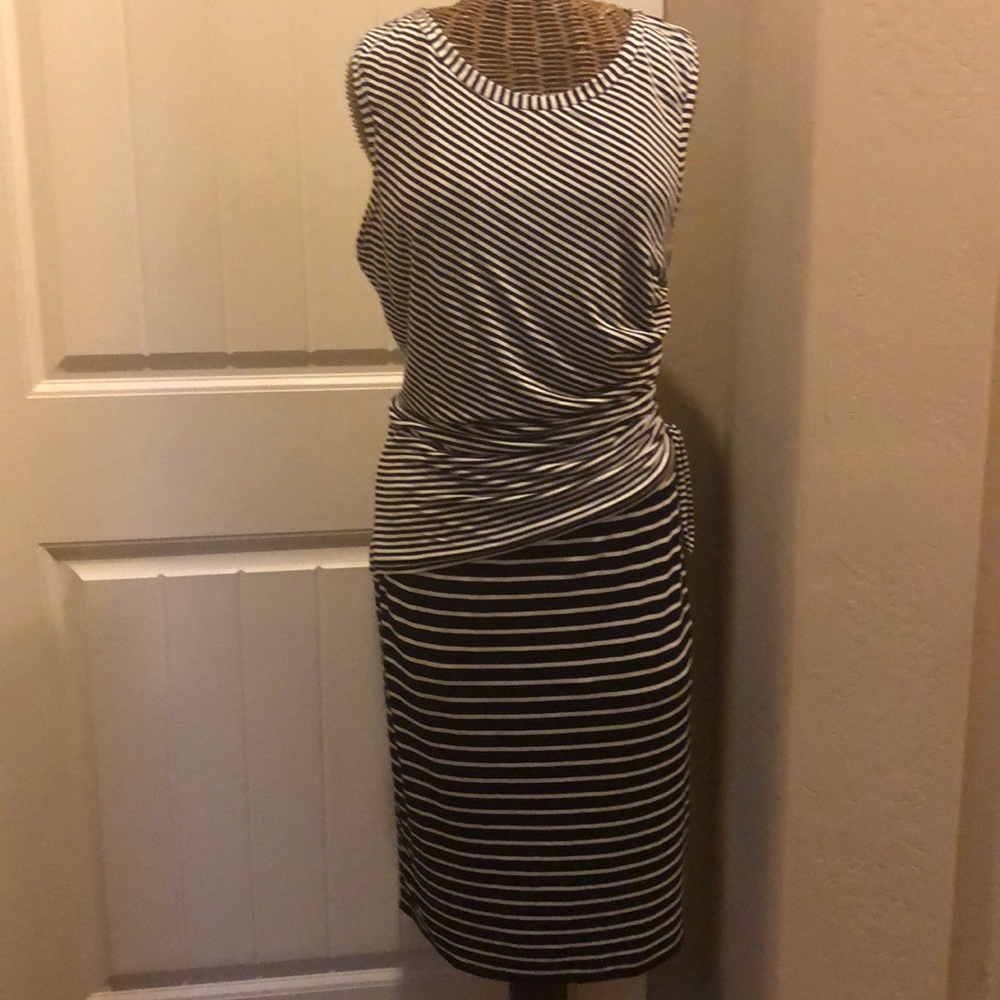 NWT! Women’s Max Studio dress